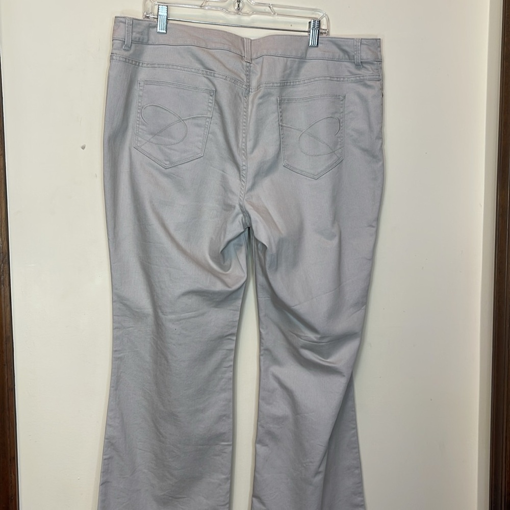 Chicos Platinum Denim Straight Wide Flare Leg Pants - Picture 6 of 11